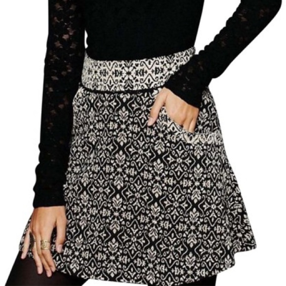 FREE PEOPLE| CARPET BAG CIRCLE SKIRT - Picture 5 of 11